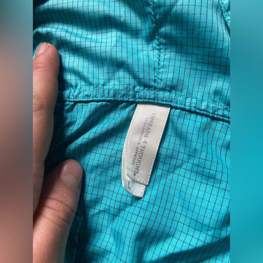 Threads 4 Thought rain jacket - Picture 2 of 3